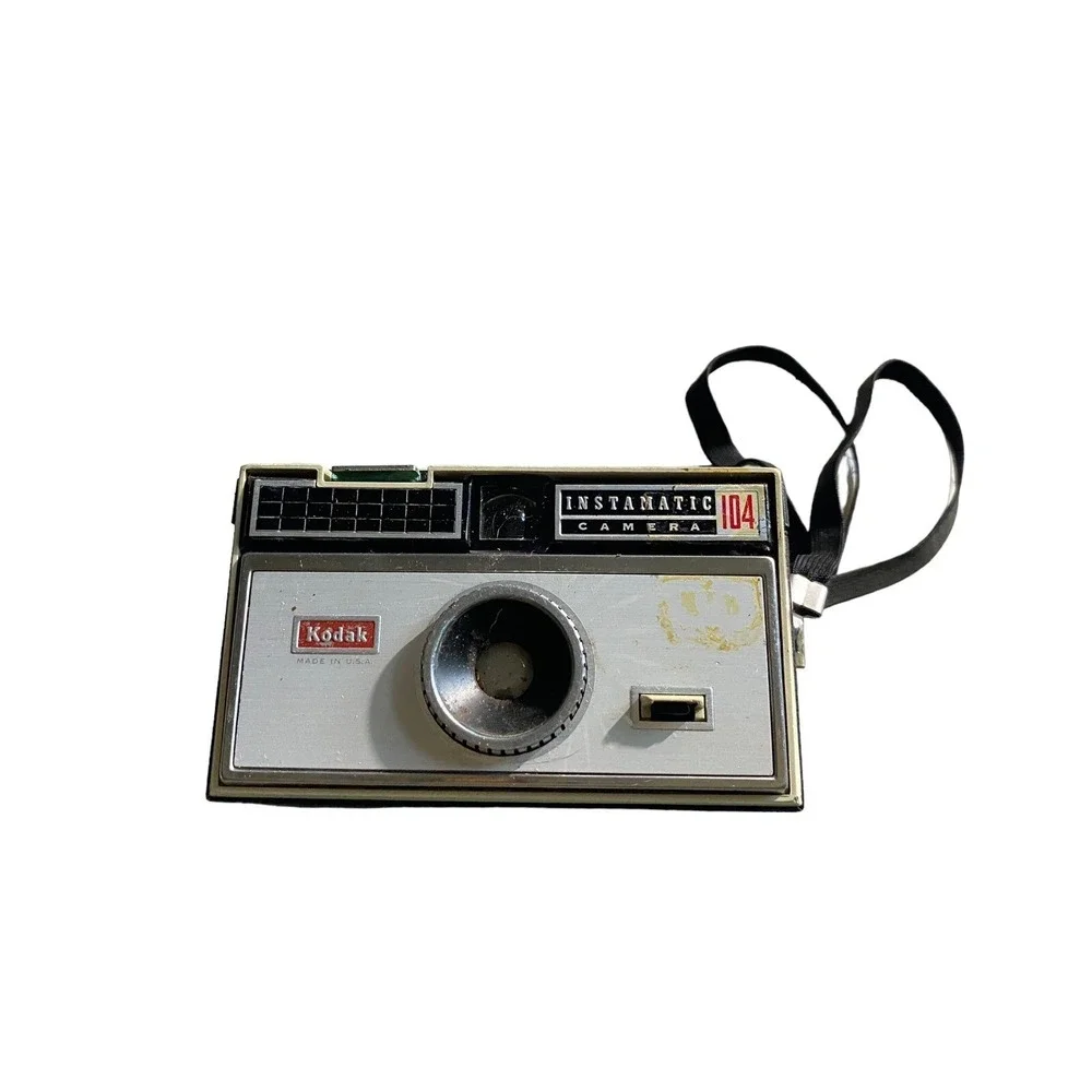 1960s Vintage Kodak Instamatic 104‎ Film Camera